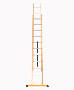 نردبان صنعتی الگانت در حالت استفاده از بغل