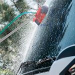 جاروب کارواش مهسان قرمز با موهای نرم PET و طراحی حرفه‌ای مناسب شستشوی خودرو